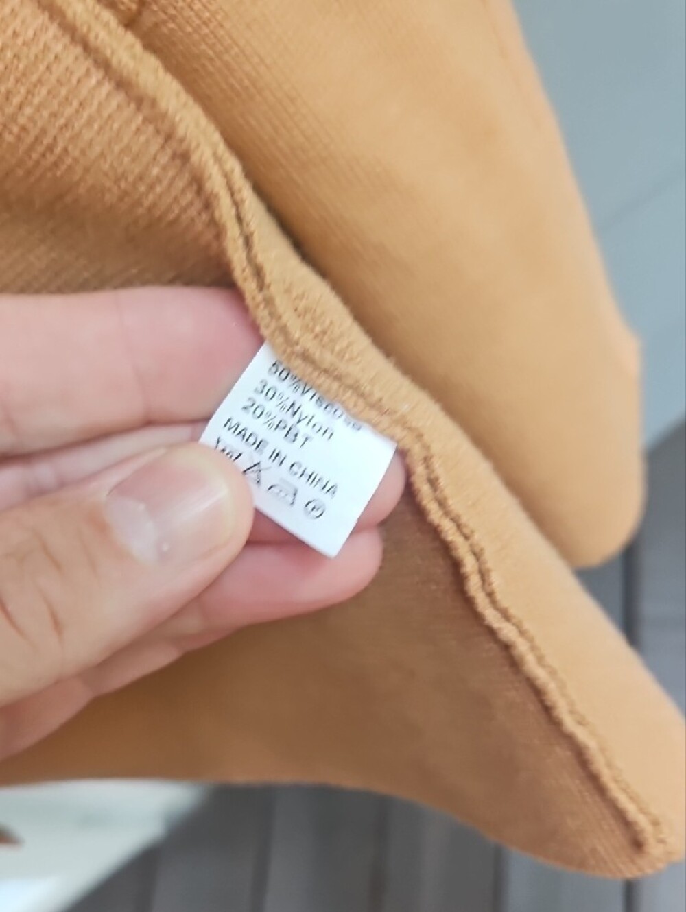 Lightweight Open-Front Camel Cardigan with Patch Pockets - Picture 6 of 9
